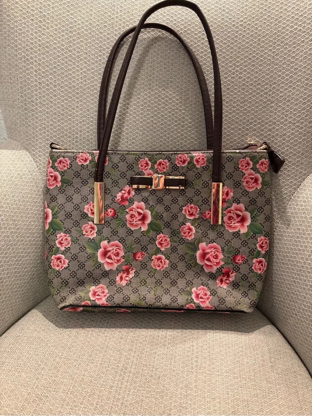 2 Floral Print Tote Bags in Pink and Brown leather - Picture 3 of 13